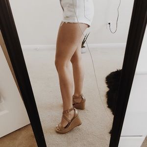 Steve Madden Gold Wedges🤍